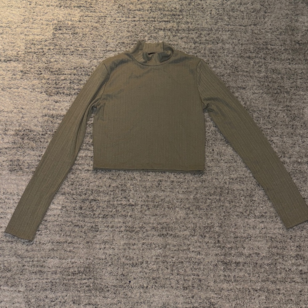 Forever 21 Olive Ribbed Long Sleeve Crop Top